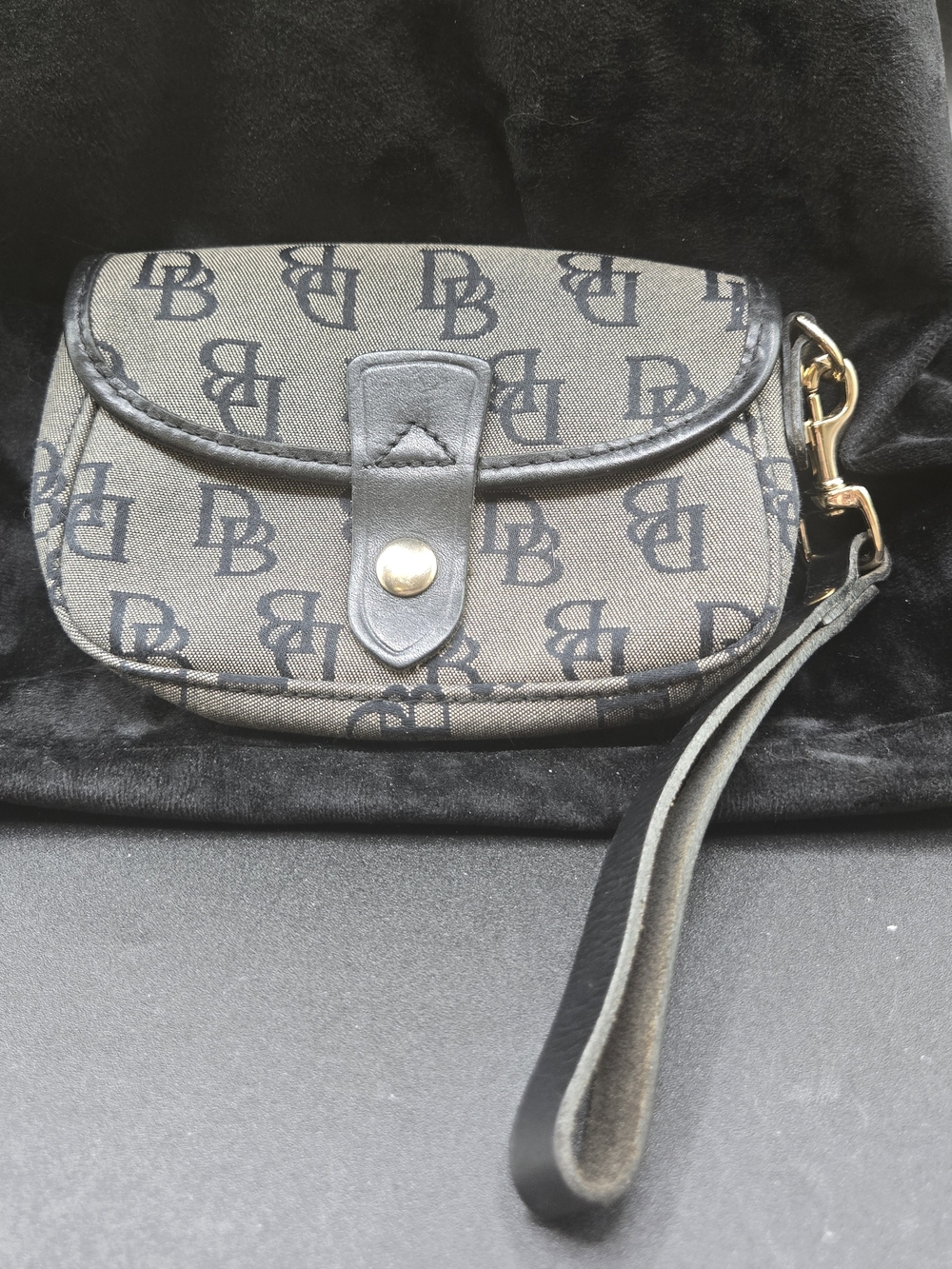 Dooney & Bourke Branded Wristlet Clutch in Black Monogram